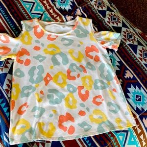 Cute very comfortable really soft cut of shoulders